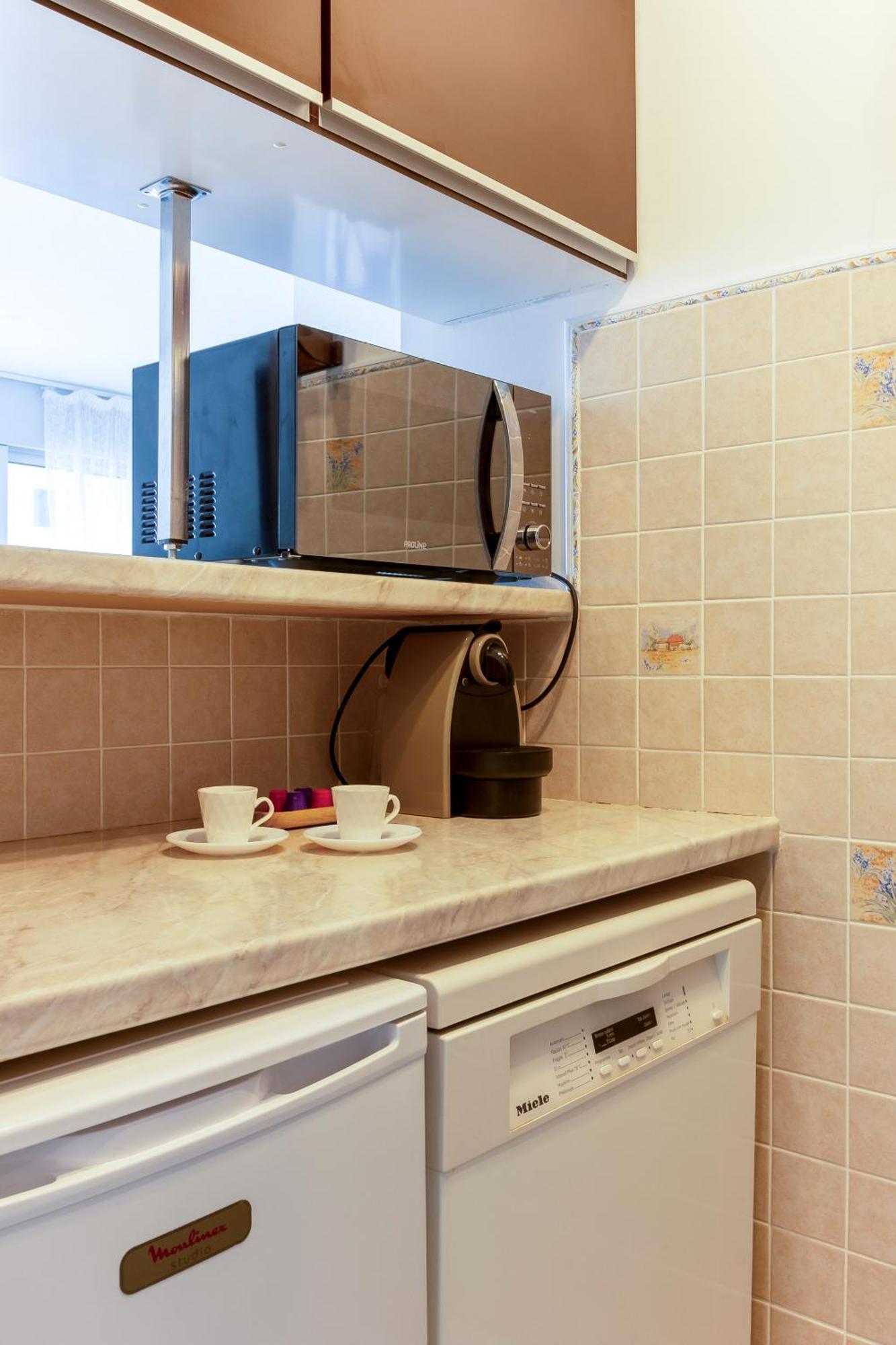 Chez Edouard 362 - Superbe Appartement En Premiere Ligne De La Plage 라그랑모트 외부 사진